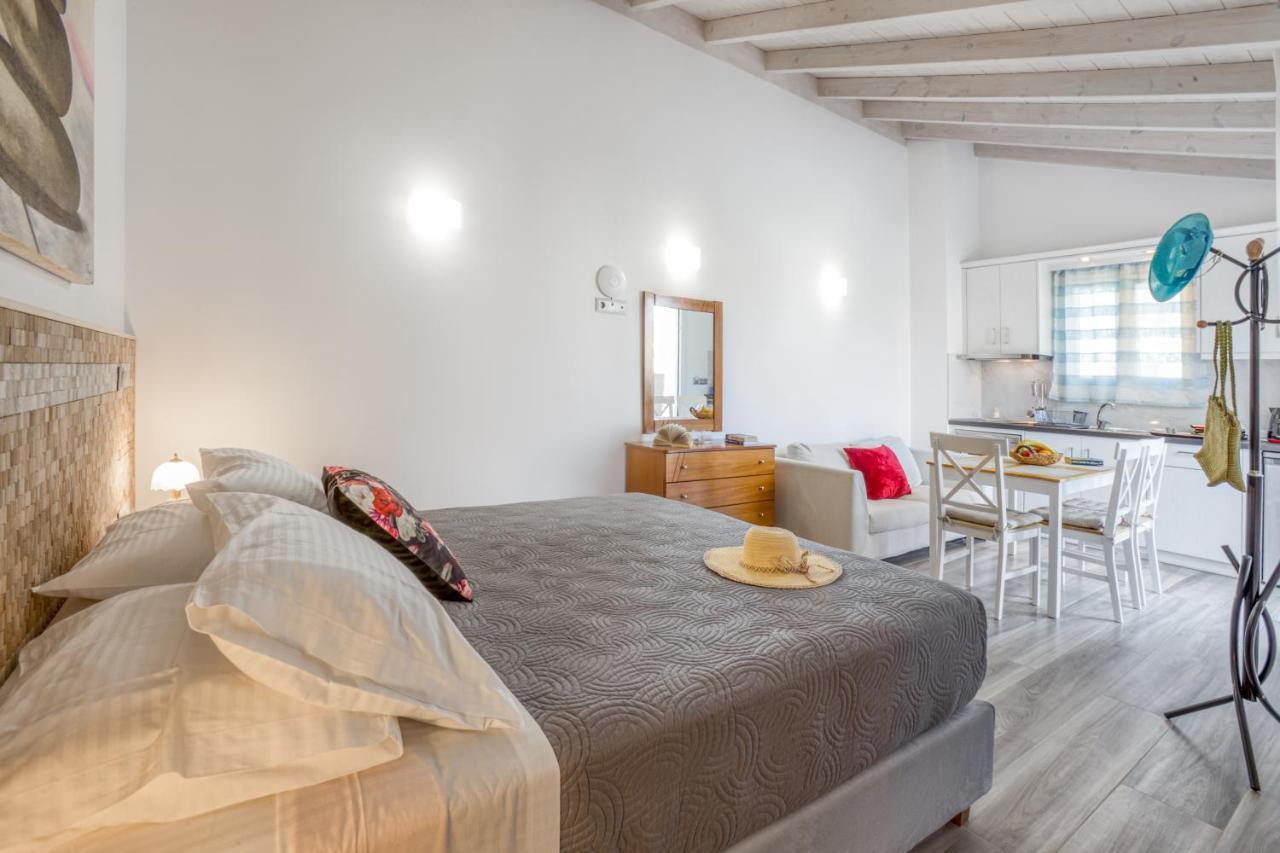 Antonis Apartments Kassiopi Extérieur photo