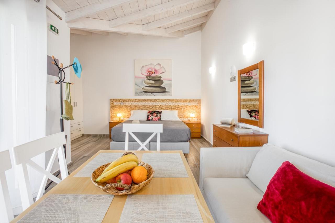 Antonis Apartments Kassiopi Extérieur photo